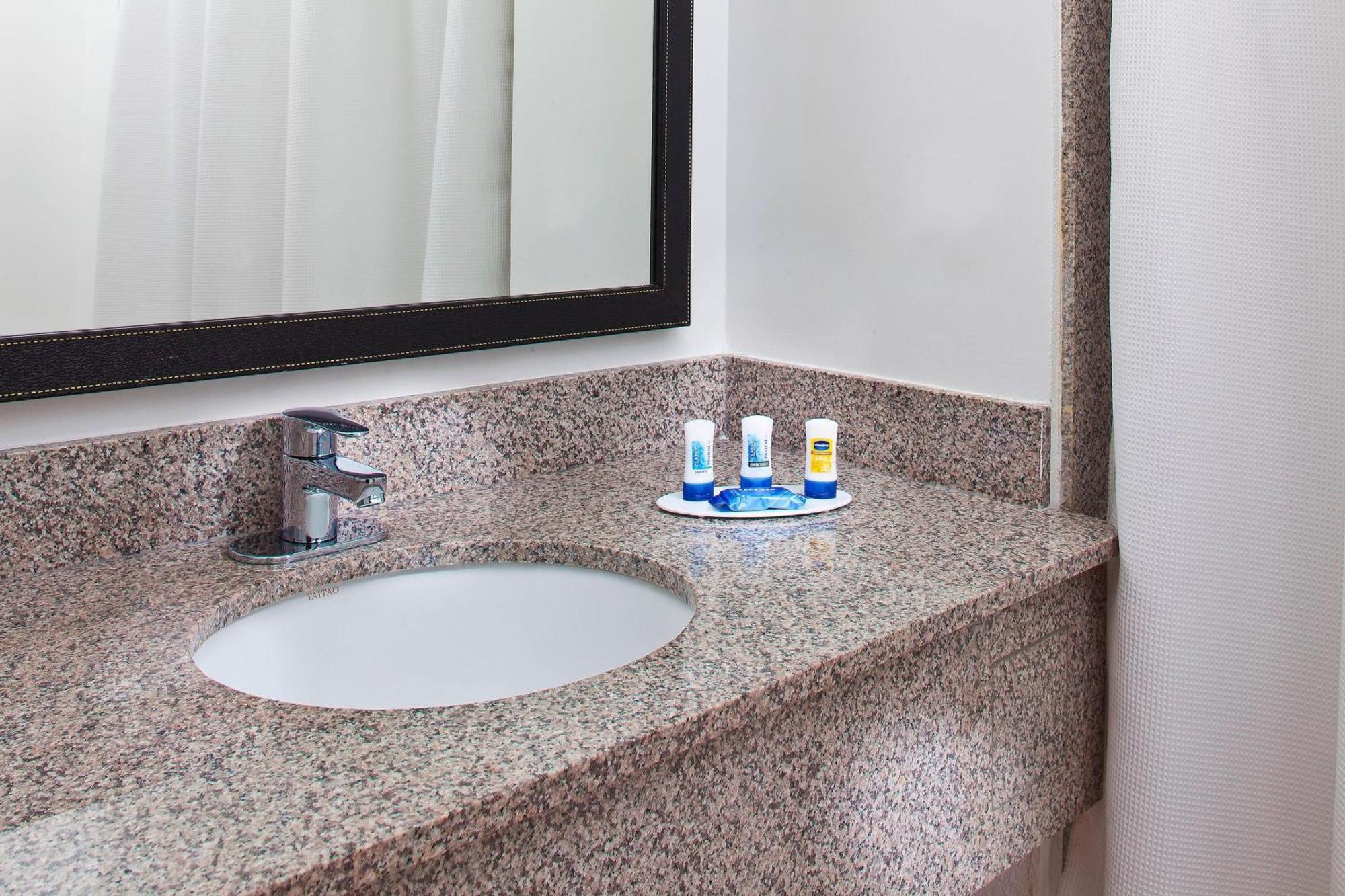 Fairfield Inn & Suites Houston Hobby Airport Dış mekan fotoğraf