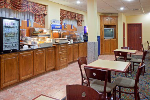 Fairfield Inn & Suites Houston Hobby Airport Restoran fotoğraf